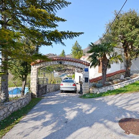 Apartment Josip Пломин Экстерьер фото